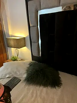 Snapshot of Bonnie_vega chatting on December 18, 2025, 8:37 pm Bonnie vega online show from December 18, 2025, 8:37 pm