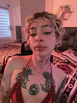 Bonnie vega online show from April 12, 2026, 9:42 pm