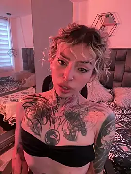Snapshot of Bonnie_vega chatting on April 17, 2026, 9:40 pm Bonnie vega online show from April 17, 2026, 9:40 pm