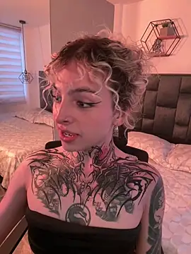 Snapshot of Bonnie_vega chatting on April 28, 2026, 9:42 pm Bonnie vega online show from April 28, 2026, 9:42 pm