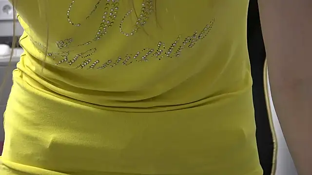 MiniSweetKt online show from October 31, 2025, 9:54 am