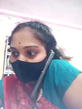 Snapshot of Hi_Radhika chatting on January 16, 2025, 3:23 am Hi Radhika online show from January 16, 2025, 3:23 am