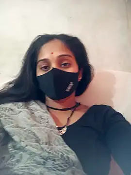 Snapshot of Hi_Radhika chatting on January 18, 2025, 8:10 am Hi Radhika online show from January 18, 2025, 8:10 am