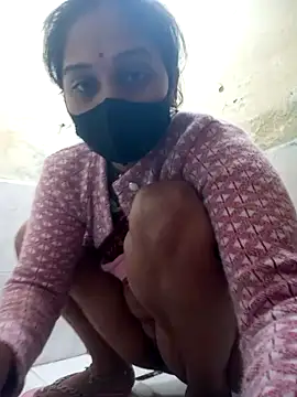 Snapshot of Hi_Radhika chatting on January 27, 2025, 1:48 am Hi Radhika online show from January 27, 2025, 1:48 am