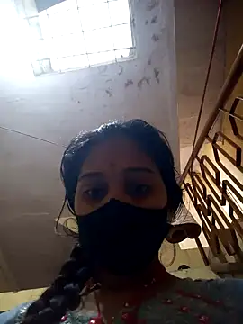 Snapshot of Hi_Radhika chatting on February 26, 2025, 4:45 pm Hi Radhika online show from February 26, 2025, 4:45 pm