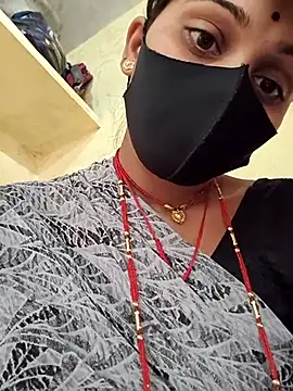 Snapshot of Hi_Radhika chatting on March 7, 2025, 8:45 am Hi Radhika online show from March 7, 2025, 8:45 am