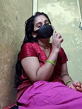 Snapshot of Hi_Radhika chatting on September 17, 2025, 3:14 pm Hi Radhika online show from September 17, 2025, 3:14 pm