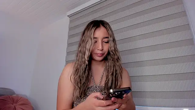 Snapshot of vico_sweety chatting on April 27, 2026, 8:07 pm vico sweety online show from April 27, 2026, 8:07 pm