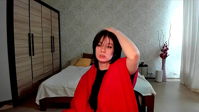 JulisSweet online show from January 18, 2025, 10:39 am