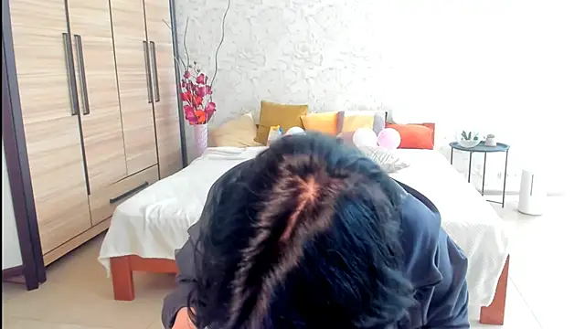 JulisSweet online show from March 14, 2025, 10:29 am