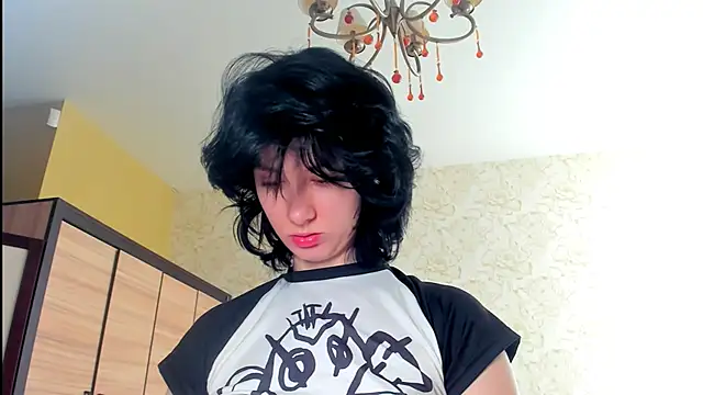 JulisSweet online show from March 15, 2025, 7:53 am