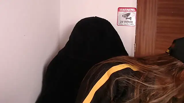 lalawhitte online show from March 19, 2026, 5:50 pm