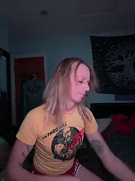 Snapshot of Cutetrans90 chatting on February 9, 2025, 6:54 am Cutetrans90 online show from February 9, 2025, 6:54 am