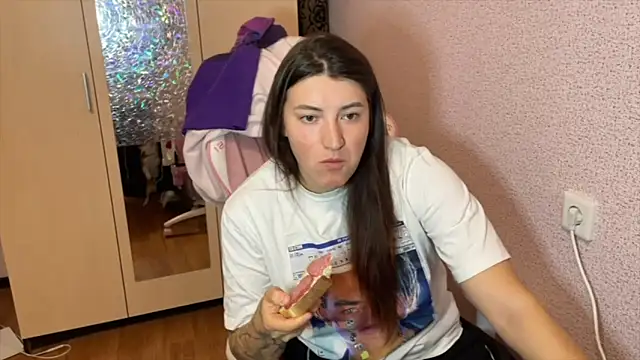 Snapshot of Katrin__kiss chatting on March 14, 2026, 7:08 pm Katrin kiss online show from March 14, 2026, 7:08 pm
