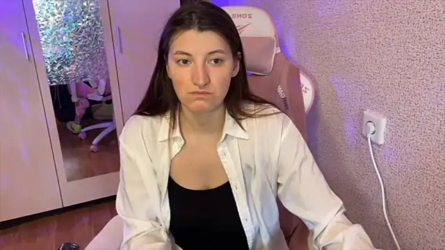 Snapshot of Katrin__kiss chatting on March 16, 2026, 10:41 am Katrin kiss online show from March 16, 2026, 10:41 am