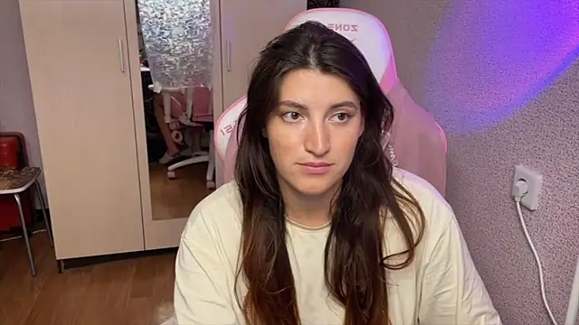Snapshot of Katrin__kiss chatting on July 16, 2026, 8:59 pm Katrin kiss online show from July 16, 2026, 8:59 pm
