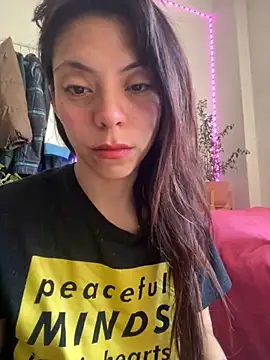 melisabunnny online show from November 11, 2025, 12:49 pm