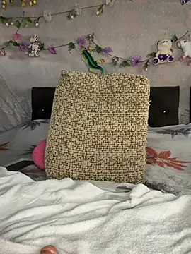 NinaGauther online show from February 17, 2026, 2:24 pm