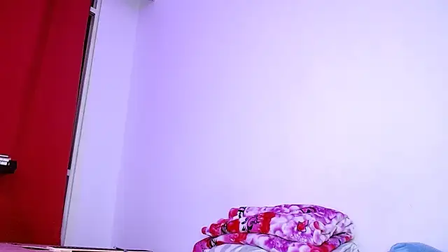 Snapshot of Catnessa chatting on November 26, 2025, 12:00 am Catnessa online show from November 26, 2025, 12:00 am