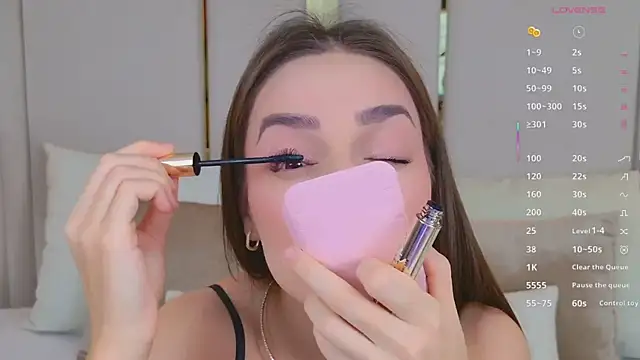 BellaHalles online show from March 4, 2026, 5:46 am