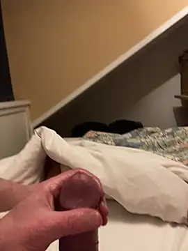 LivingLegend1978 online show from February 2, 2026, 10:41 pm