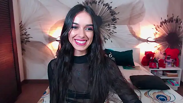 Snapshot of KatherineBisou chatting on November 2, 2025, 8:11 pm KatherineBisou online show from November 2, 2025, 8:11 pm