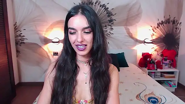 Snapshot of KatherineBisou chatting on November 10, 2025, 7:35 pm KatherineBisou online show from November 10, 2025, 7:35 pm