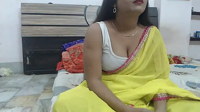 Snapshot of wildbabes chatting on November 24, 2025, 6:18 pm wildbabes online show from November 24, 2025, 6:18 pm