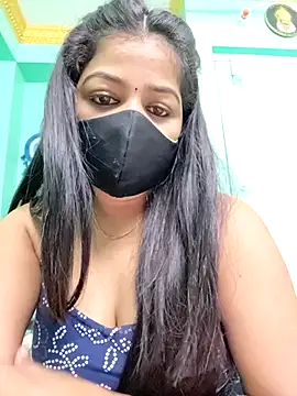 Snapshot of Monalisa_Singh chatting on February 22, 2026, 5:55 pm Monalisa Singh online show from February 22, 2026, 5:55 pm