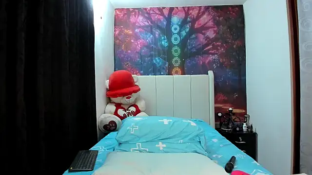 lunaa mayerr online show from July 29, 2026, 2:21 am
