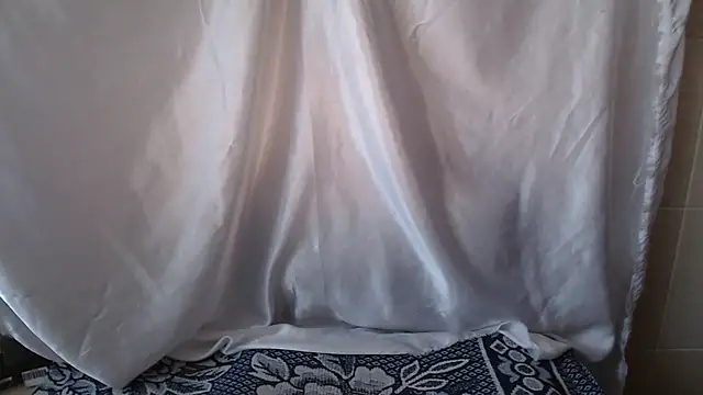 Snapshot of Burberrry_ chatting on May 15, 2026, 3:24 am Burberrry online show from May 15, 2026, 3:24 am