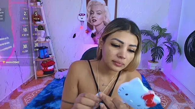 SALOOMEE   online show from November 10, 2025, 10:58 am