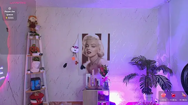 SALOOMEE   online show from February 3, 2026, 11:04 am