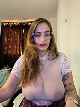 Alessandra Schmoll online show from May 28, 2026, 3:53 pm