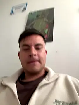 Snapshot of Nicolds14 chatting on October 29, 2025, 9:16 pm Nicolds14 online show from October 29, 2025, 9:16 pm