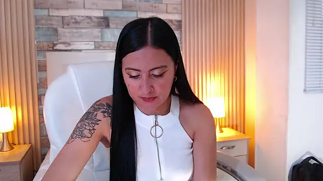 Snapshot of isabella_smith_ chatting on November 10, 2025, 8:08 pm isabella smith online show from November 10, 2025, 8:08 pm