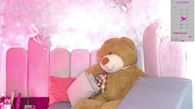 puca ebony online show from February 27, 2026, 4:51 pm