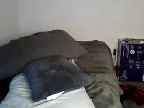 Iliketocooksquirt25 online show from February 18, 2025, 6:48 am