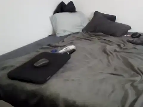 Iliketocooksquirt25 online show from March 14, 2025, 5:48 am