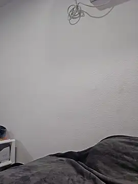 Iliketocooksquirt25 online show from October 20, 2025, 2:34 am