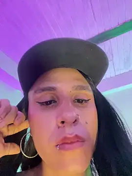 Snapshot of Ari-Hall chatting on March 19, 2025, 10:53 pm Ari-Hall online show from March 19, 2025, 10:53 pm