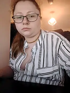 Snapshot of Kiarassecrets chatting on March 24, 2026, 9:03 am Kiarassecrets online show from March 24, 2026, 9:03 am