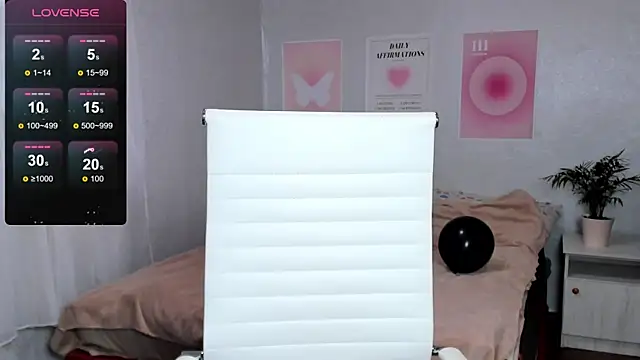 Snapshot of Geisha_Anna chatting on November 3, 2025, 5:31 am Geisha Anna online show from November 3, 2025, 5:31 am