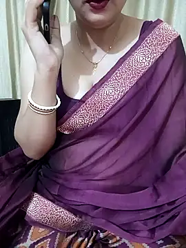 Snapshot of Priya_Boudi chatting on January 1, 2025, 4:50 pm Priya Boudi online show from January 1, 2025, 4:50 pm