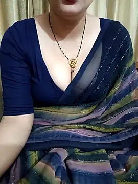 Snapshot of Priya_Boudi chatting on January 9, 2025, 6:47 pm Priya Boudi online show from January 9, 2025, 6:47 pm