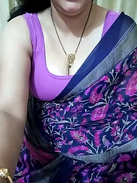 Snapshot of Priya_Boudi chatting on January 10, 2025, 4:30 pm Priya Boudi online show from January 10, 2025, 4:30 pm