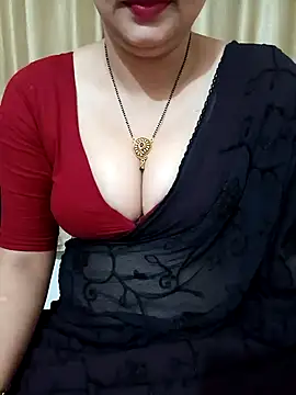 Snapshot of Priya_Boudi chatting on January 16, 2025, 4:50 pm Priya Boudi online show from January 16, 2025, 4:50 pm