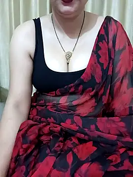 Snapshot of Priya_Boudi chatting on January 20, 2025, 5:27 pm Priya Boudi online show from January 20, 2025, 5:27 pm