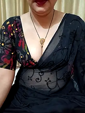 Snapshot of Priya_Boudi chatting on February 20, 2025, 4:57 pm Priya Boudi online show from February 20, 2025, 4:57 pm