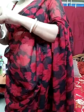 Snapshot of Priya_Boudi chatting on March 10, 2025, 4:25 pm Priya Boudi online show from March 10, 2025, 4:25 pm